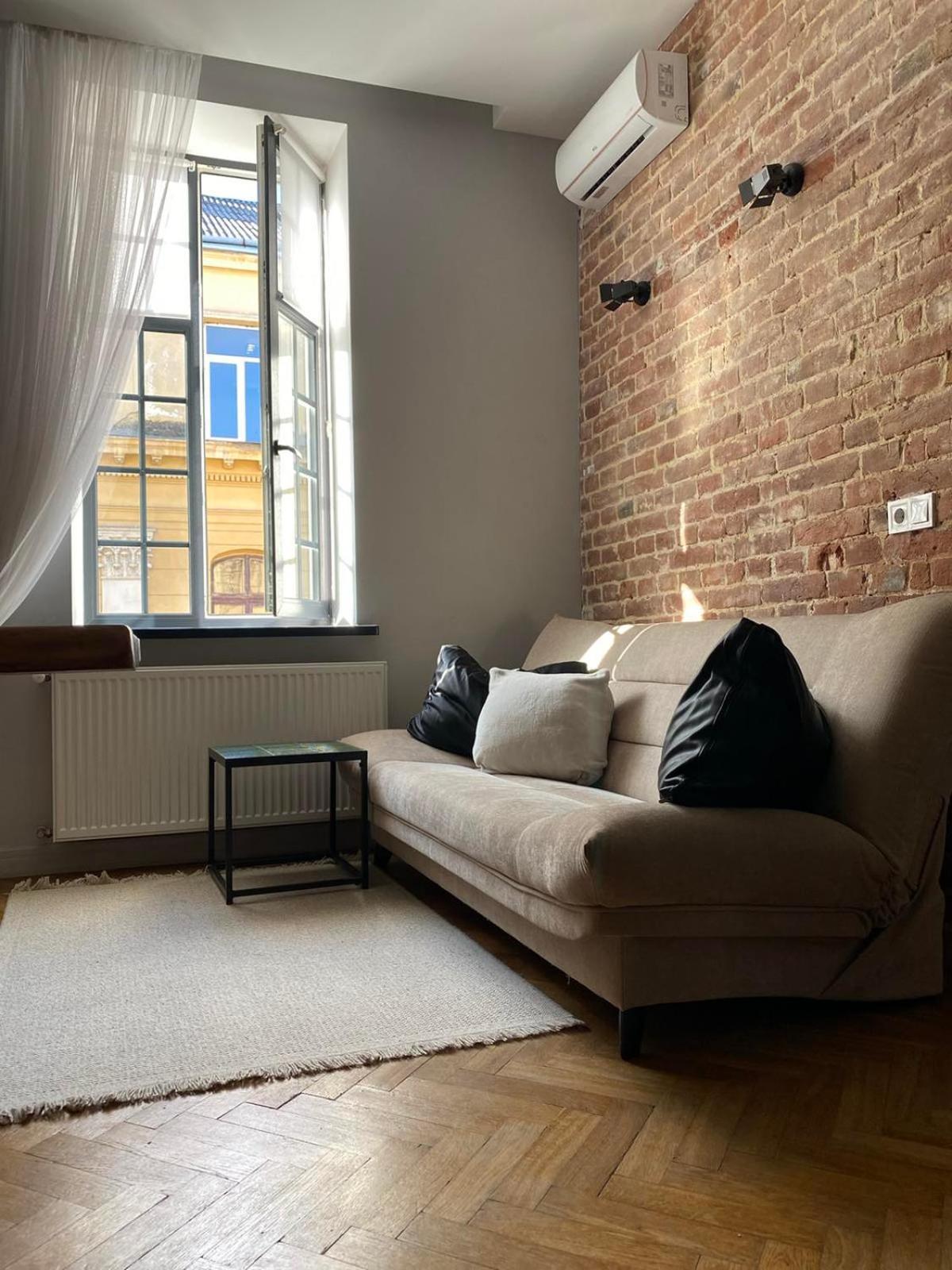 Apartment Lvivapart вул ковжуна 2 кім ізол і кух студія центр *