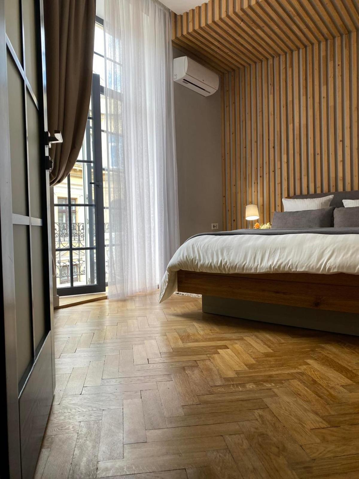 Apartment Lvivapart вул ковжуна 2 кім ізол і кух студія центр *