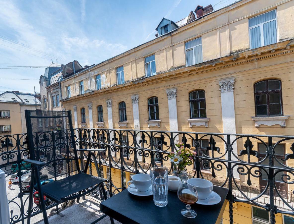 Apartment Lvivapart вул ковжуна 2 кім ізол і кух студія центр Lviv